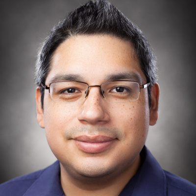 Sergio Ortega, associé et traducteur, Traductions BRIO